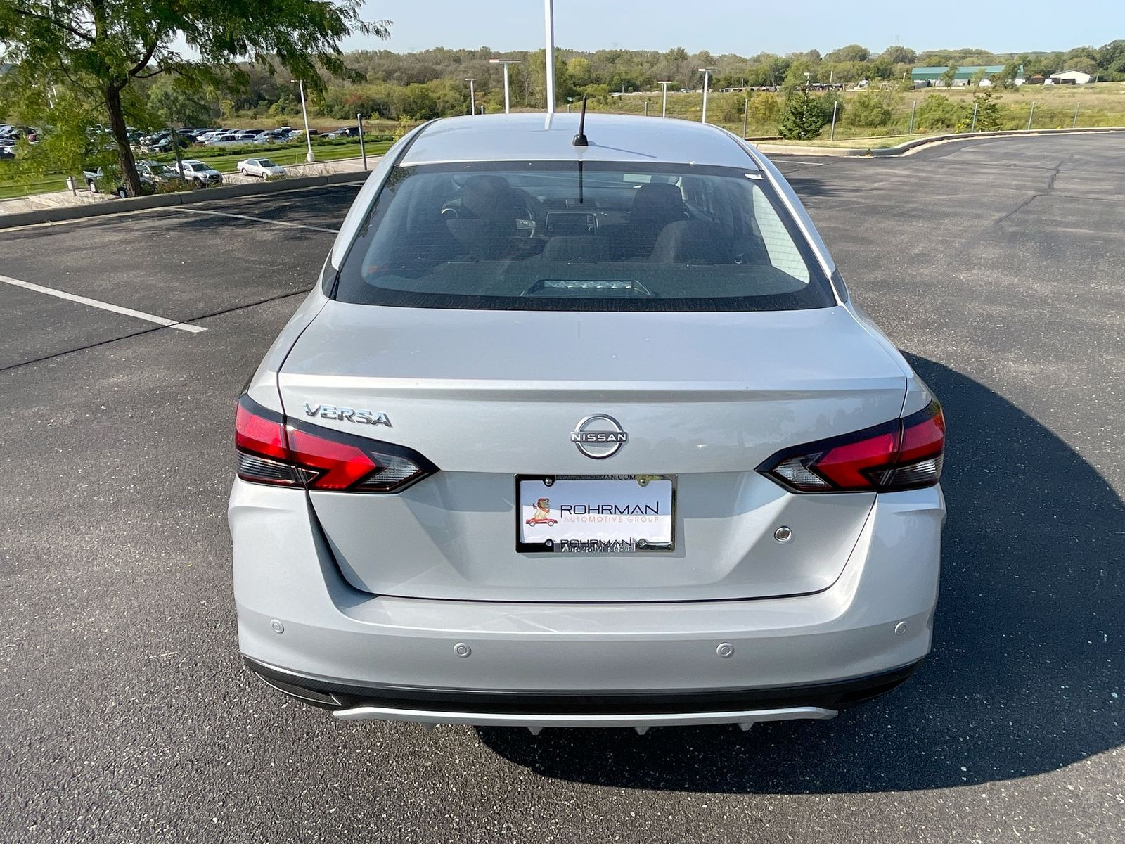 2024 Nissan Versa 1.6 S 34