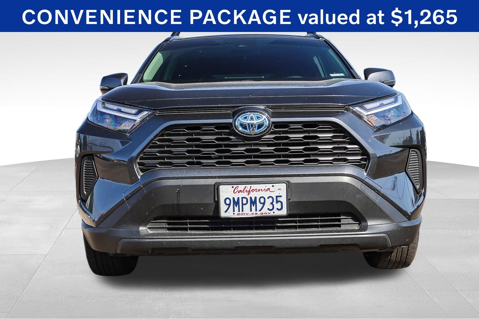 View vehicle photo 2
