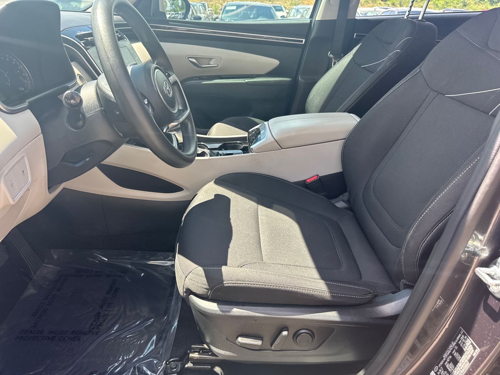 Used 2022 Gray Hyundai SEL image 9