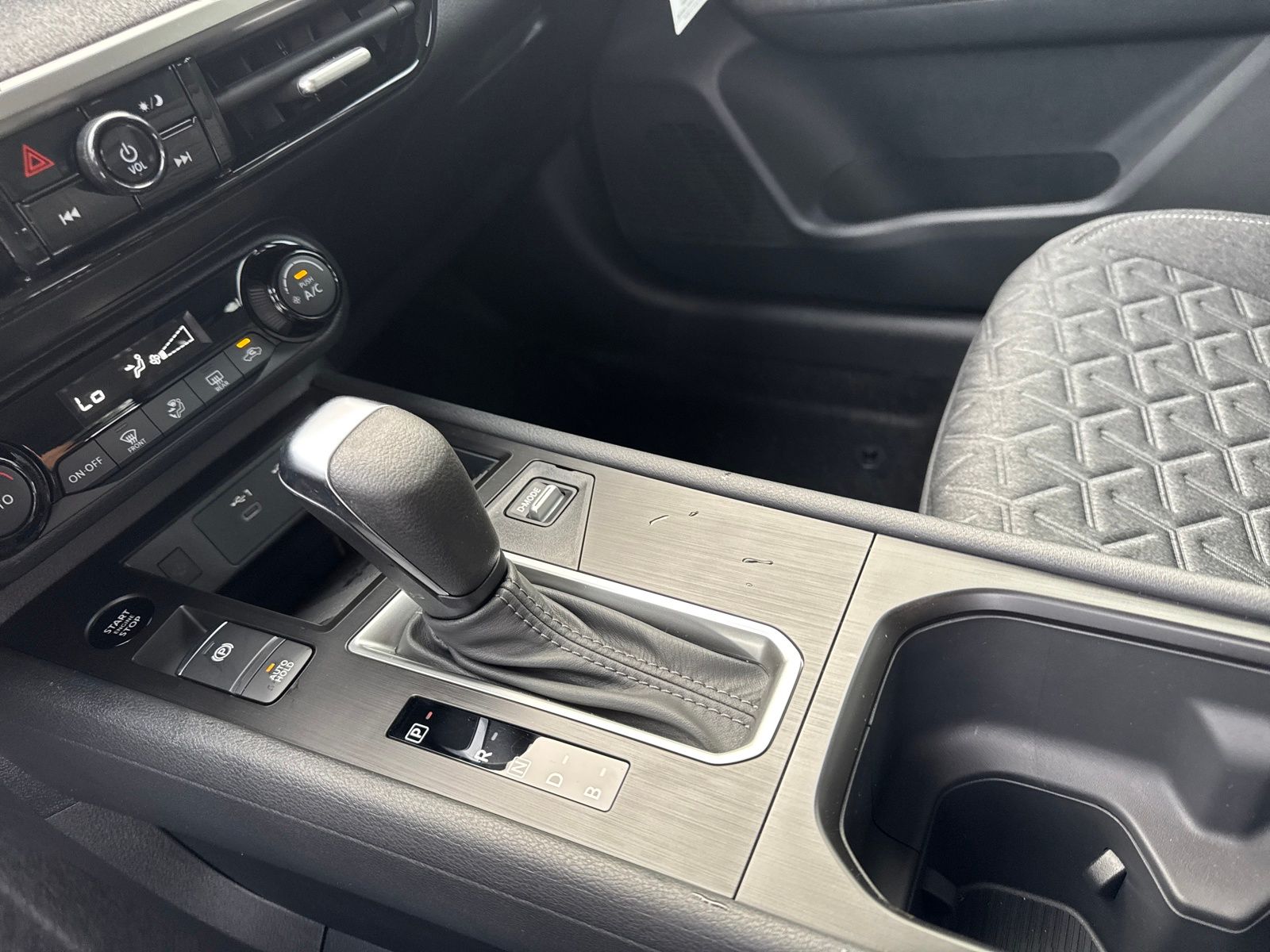 New 2026 Nissan Kicks SV 4D Sport Utility