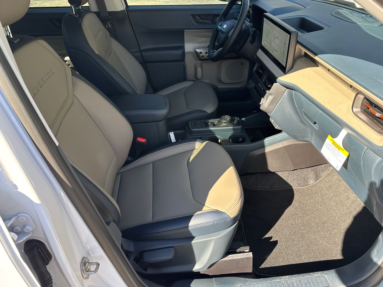 New 2026 Oxford White Ford Lariat® image 15