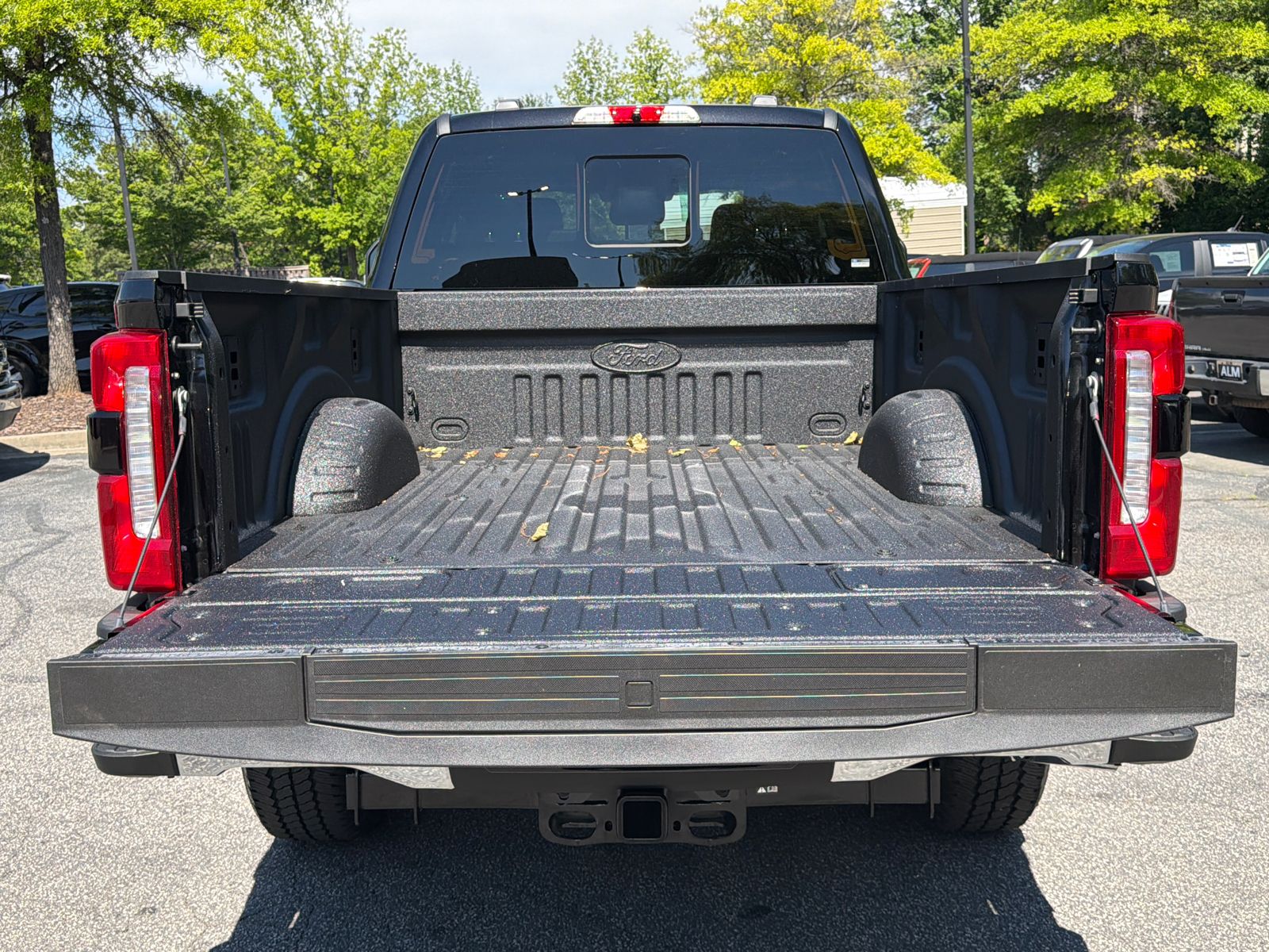 New 2026 Agate Black Metallic Ford F-350® Lariat® image 19