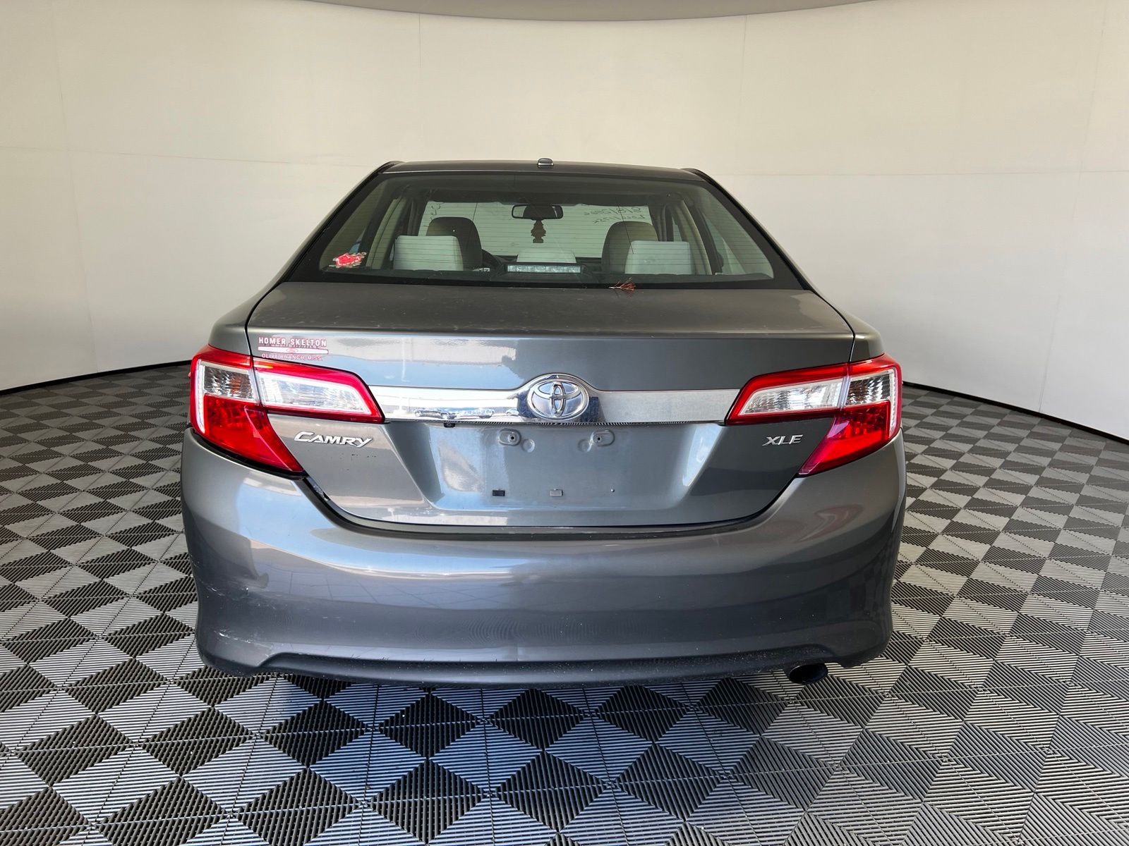 Thumbnail: 2012 Toyota Camry - 6