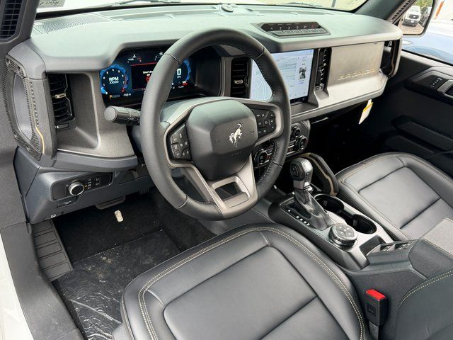 New 2026 Oxford White Ford Badlands image 21