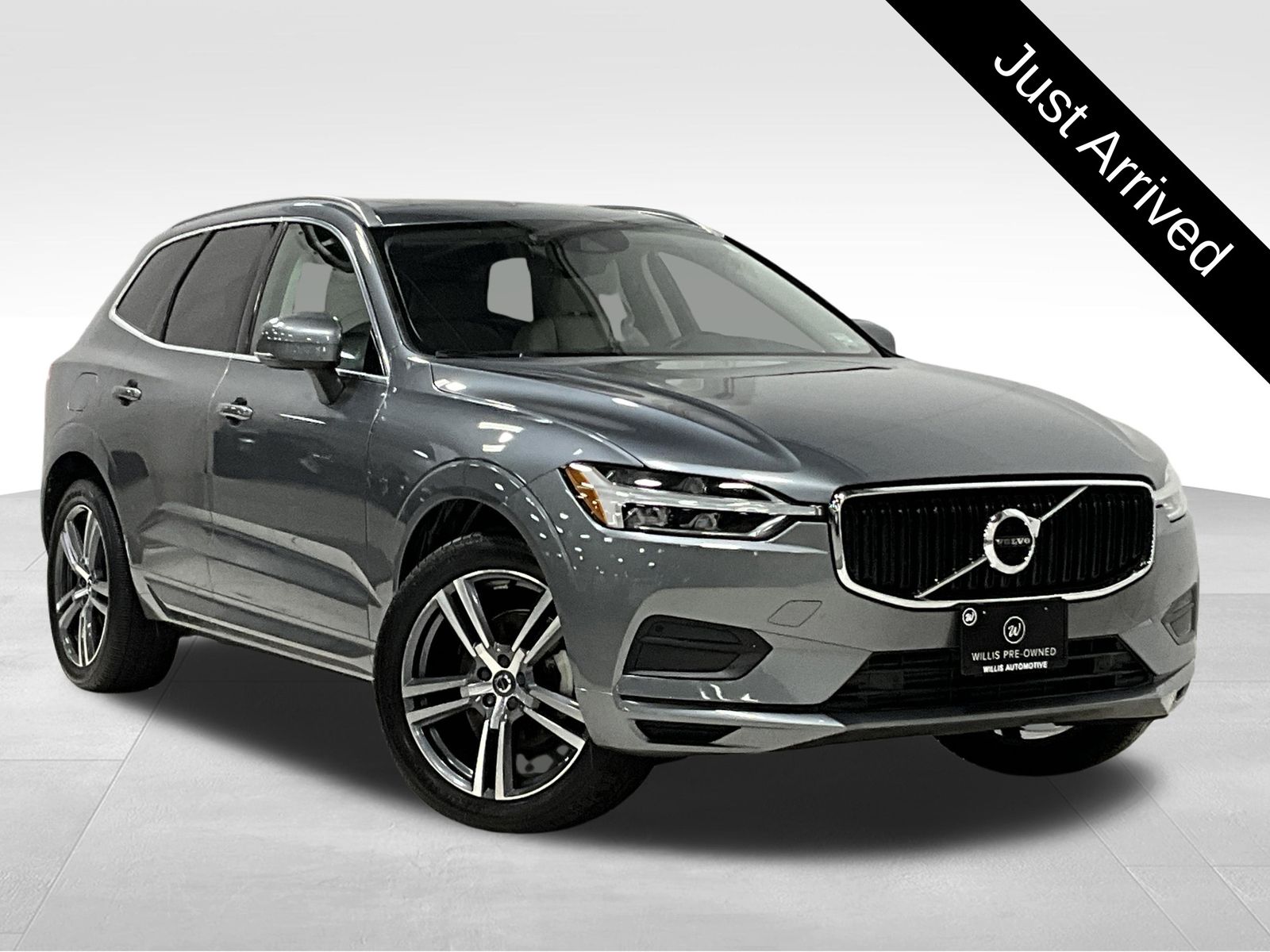 2020 Volvo XC60 T5 Momentum AWD