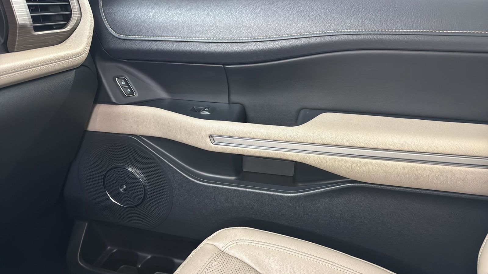 Used Car 2022 Ford Expedition  Limited For Sale Under $50,000 In Austin, Texas