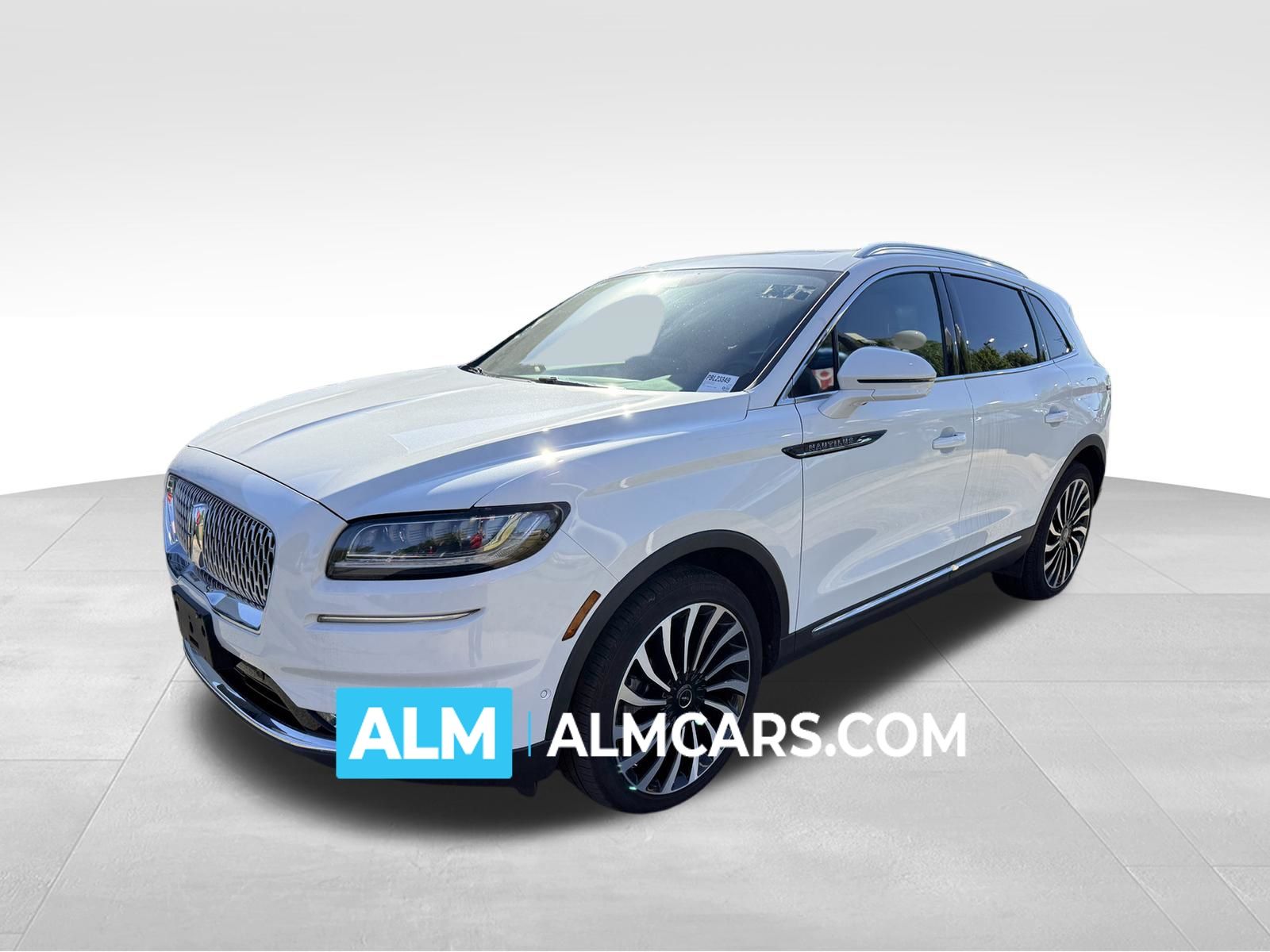 Pristine White Metallic Tri-Coat 2023 Lincoln Nautilus Black Label AWD SUV / Crossover All-Wheel Drive 8-Speed Automatic