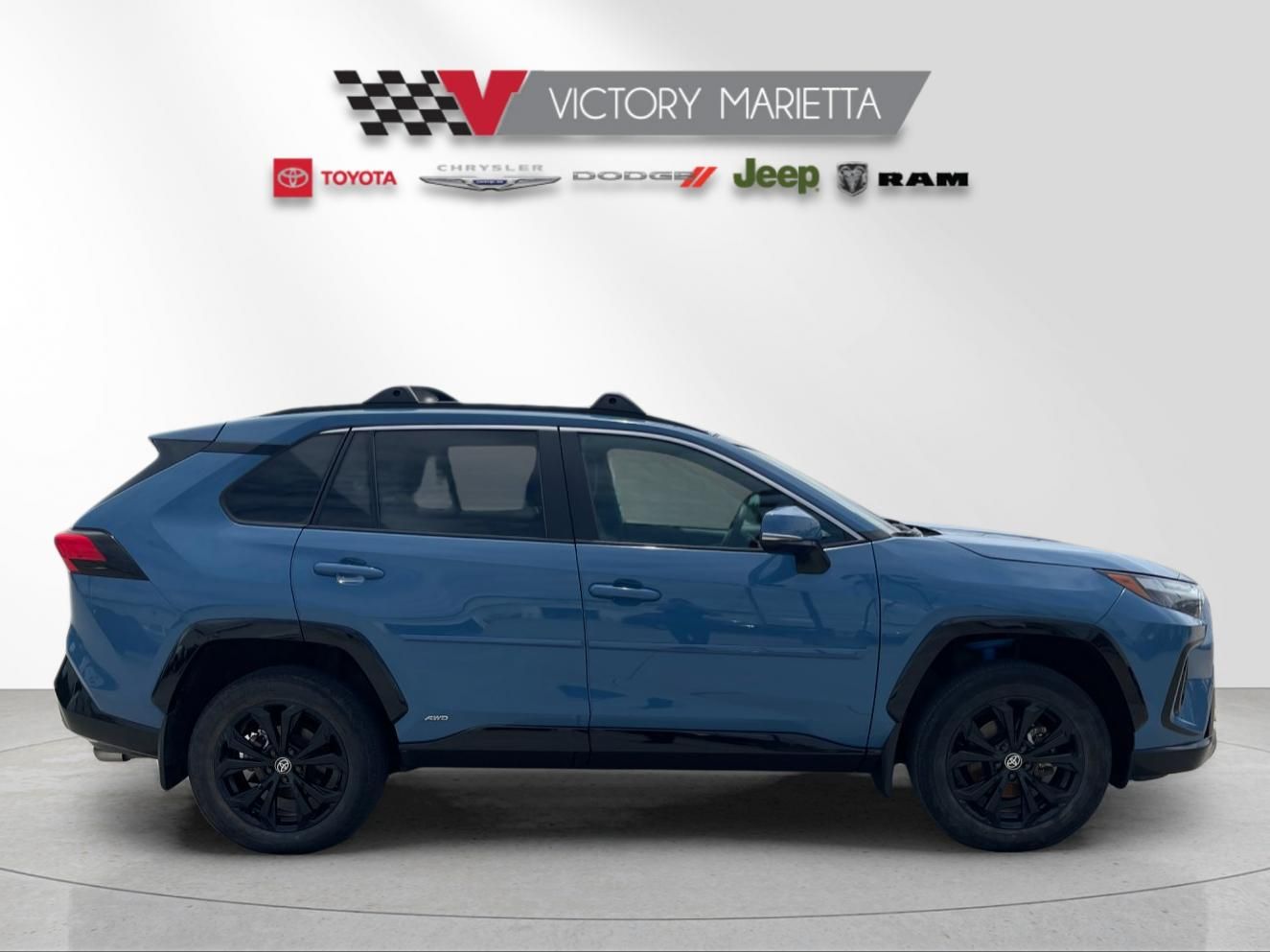 View vehicle photo 6