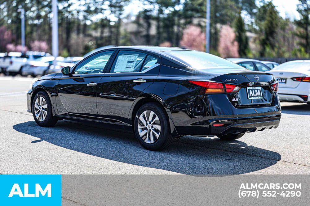 2025 Nissan Altima 2.5 S photo 4