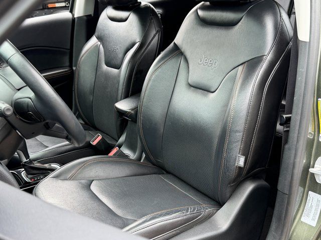 Used 2017 Olive Green Jeep Limited image 9