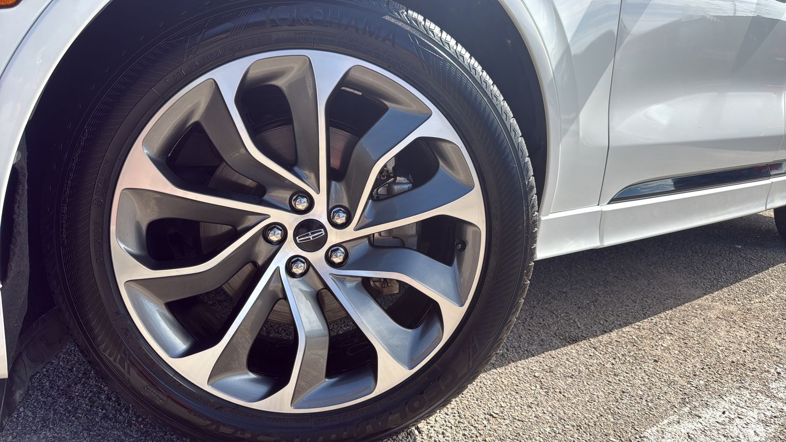 Used Car 2020 Lincoln Aviator  Grand Touring For Sale Under $35,000 In Austin, Texas