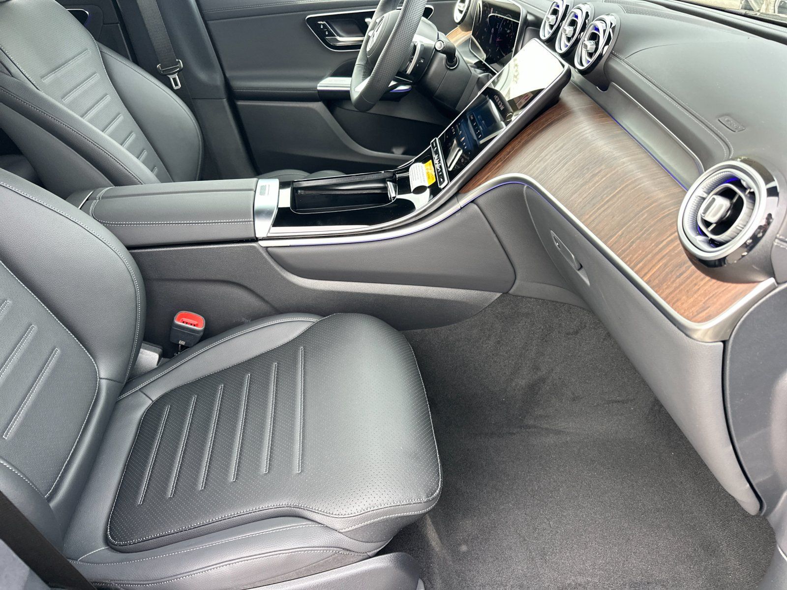 new 2026 Mercedes-Benz GLC car