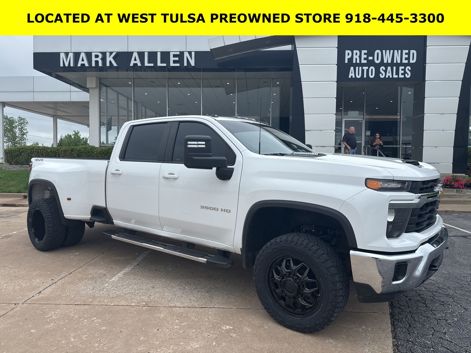 2024 Chevrolet Silverado HD LT 4WD Crew Cab Long Box DRW's photo