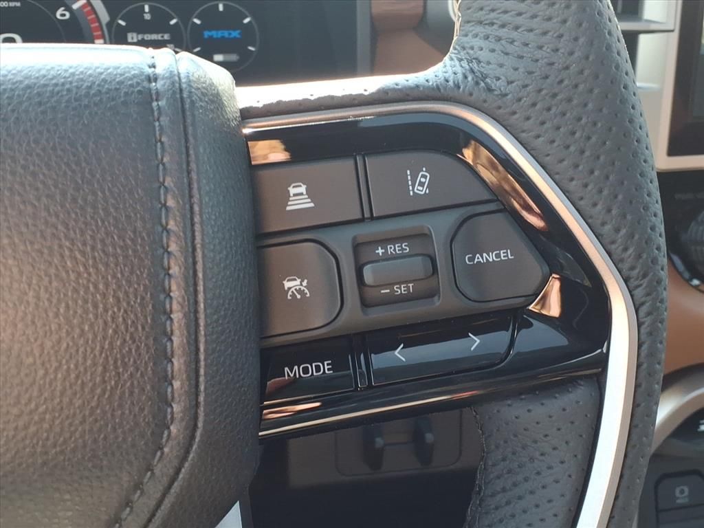 2026 Toyota Tundra Hybrid 1794 Edition - 11