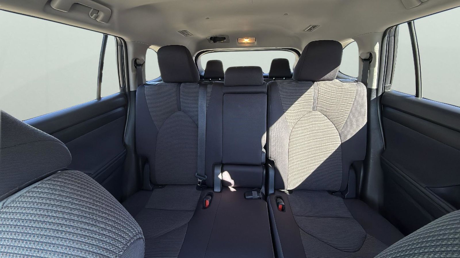 Used Car 2025 Toyota Highlander  Le For Sale Under $40,000 In Austin, Texas