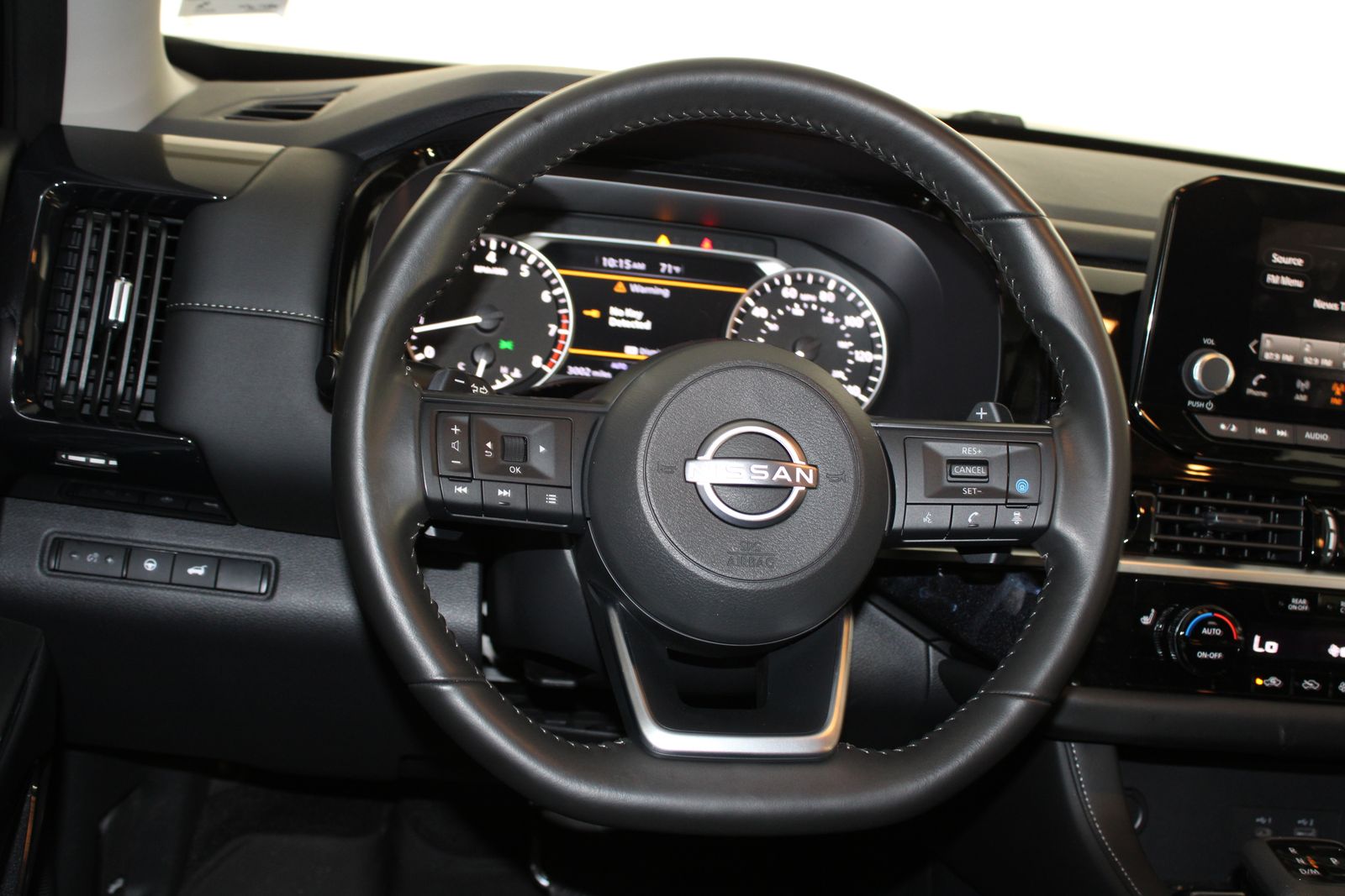 Used 2025 Blue Nissan SV image 17