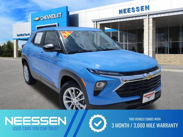 Blue 2024 Chevrolet Trailblazer LS FWD SUV / Crossover Front-Wheel Drive Continuously Variable Transmission