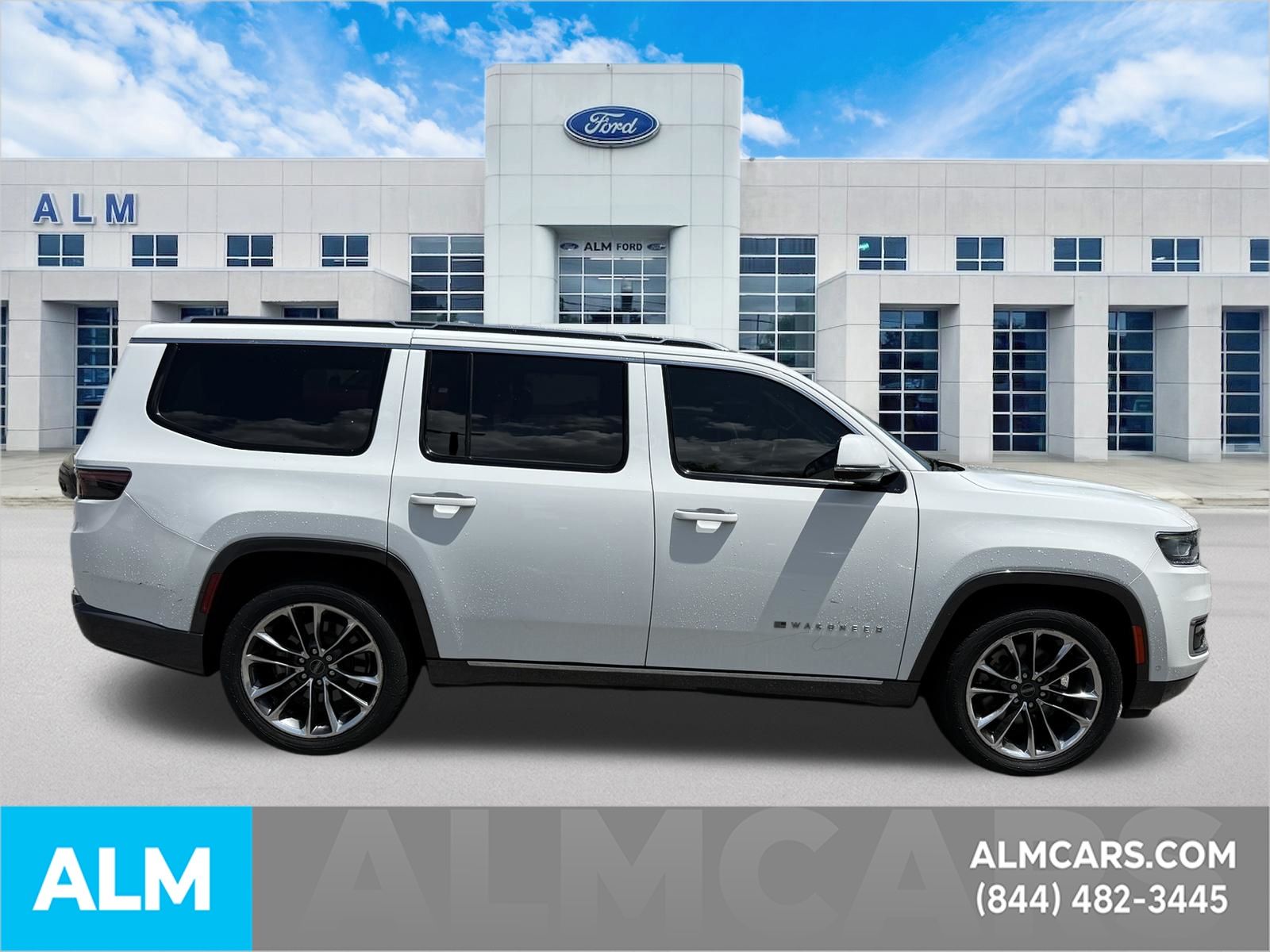 Used 2022 White Jeep Series III image 5