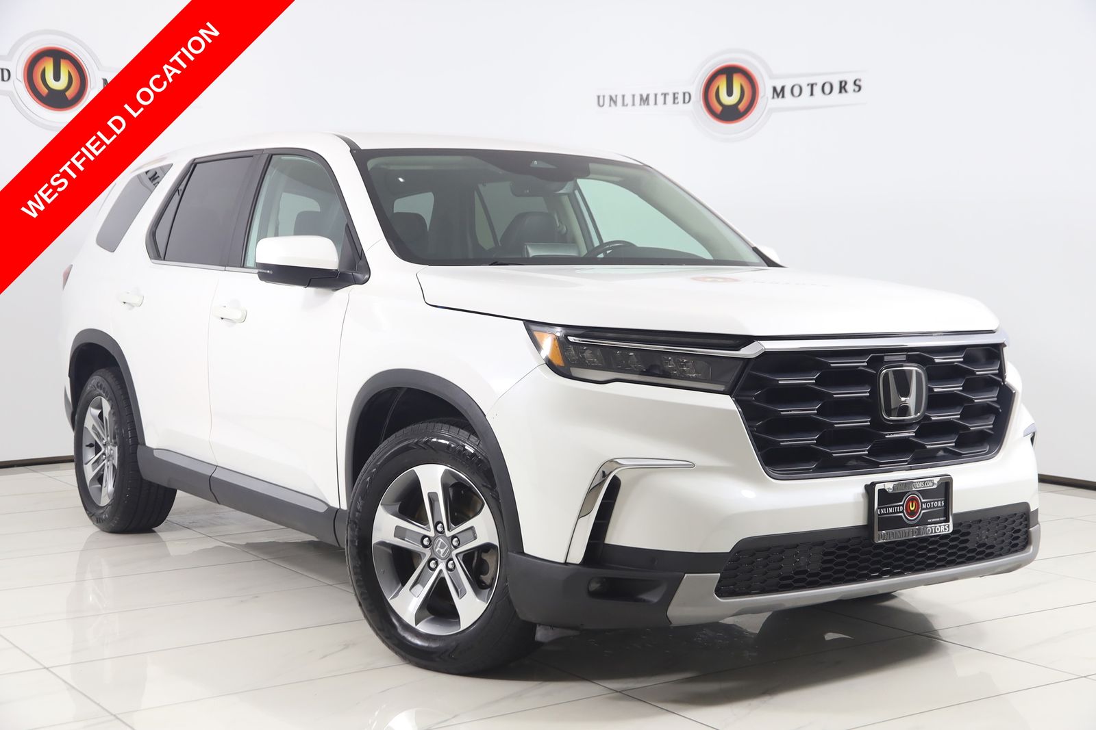 Platinum White Pearl 2023 Honda Pilot SUV / Crossover All-Wheel Drive Automatic