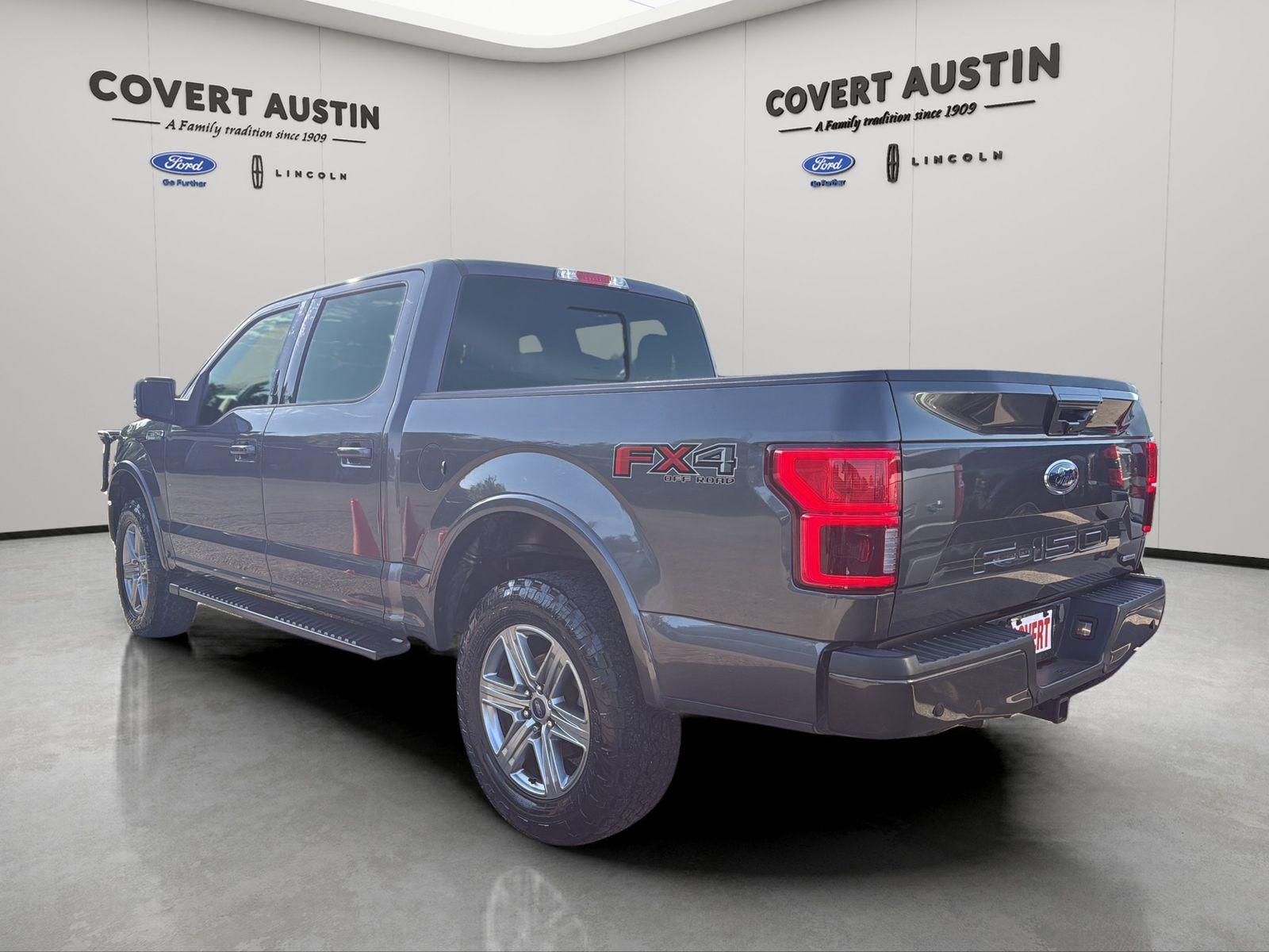 Used 2019 Gray Ford Lariat image 4