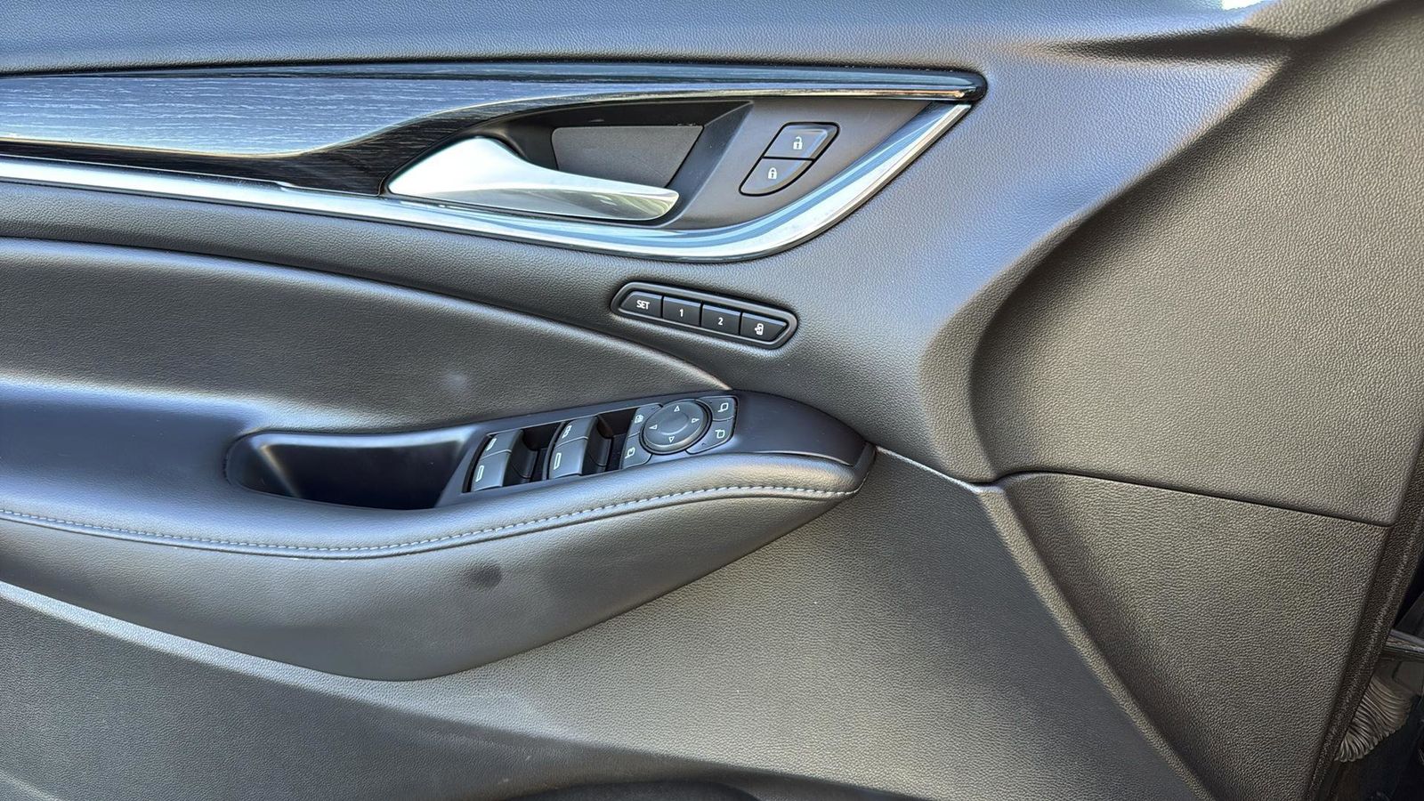 Used Car 2020 Buick Enclave  Avenir For Sale Under $30,000 In Austin, Texas