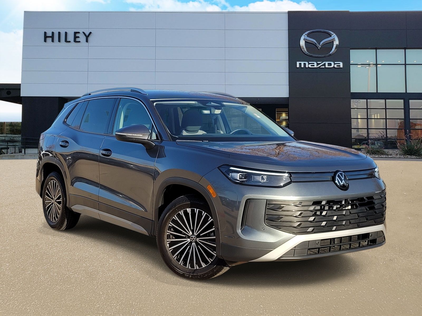 2025 Volkswagen Tiguan 2.0T S