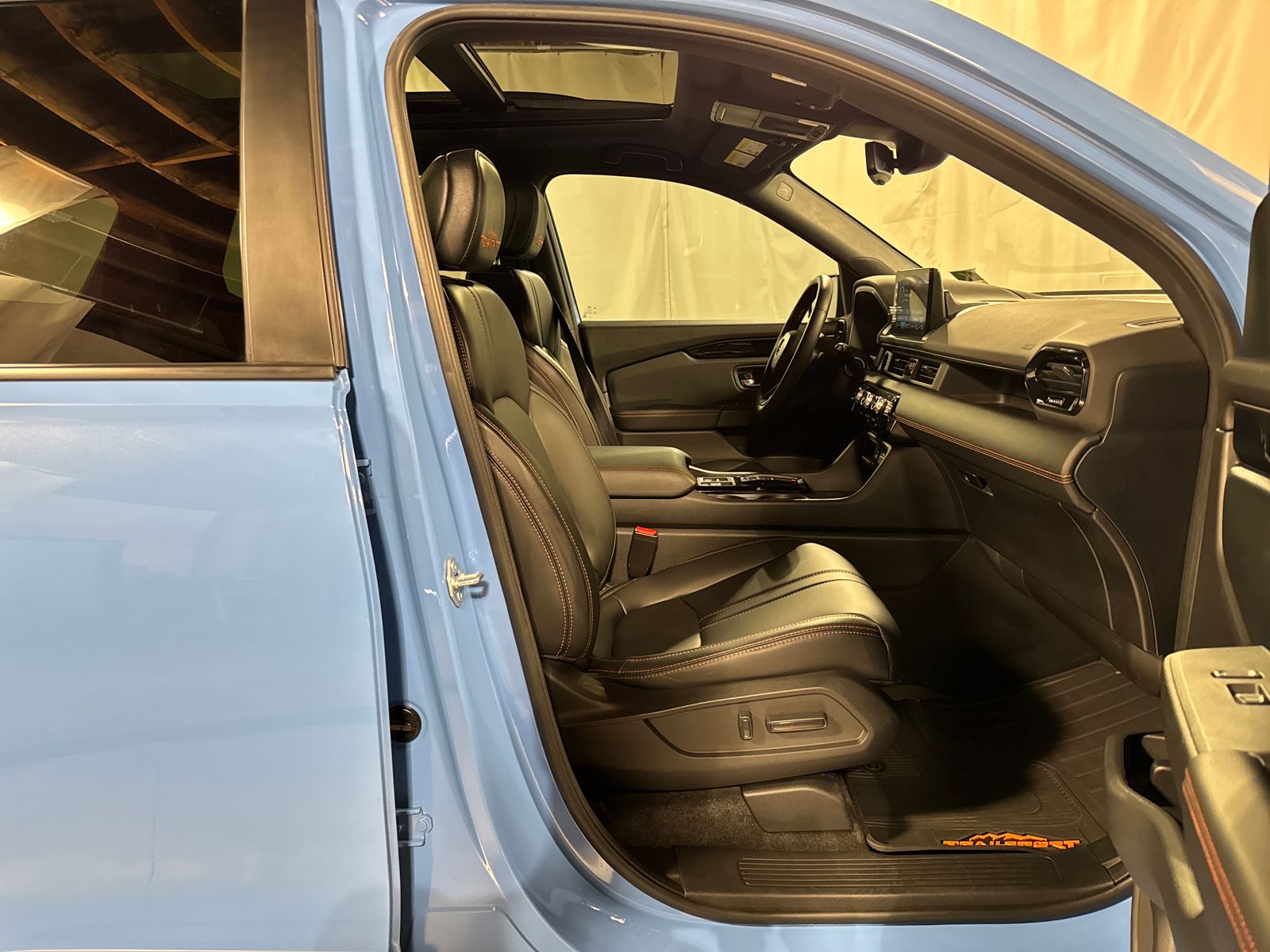 used 2023 Honda Pilot car, priced at $41,917