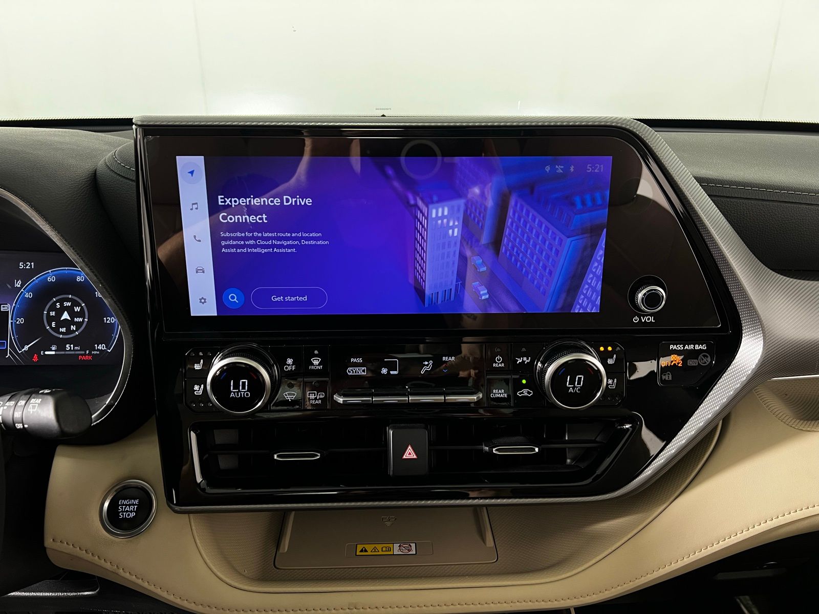 Thumbnail: 2024 Toyota Highlander - 19