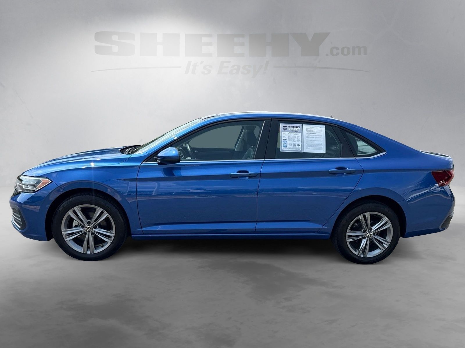 Used 2024 Blue Volkswagen 1.5T SE image 17