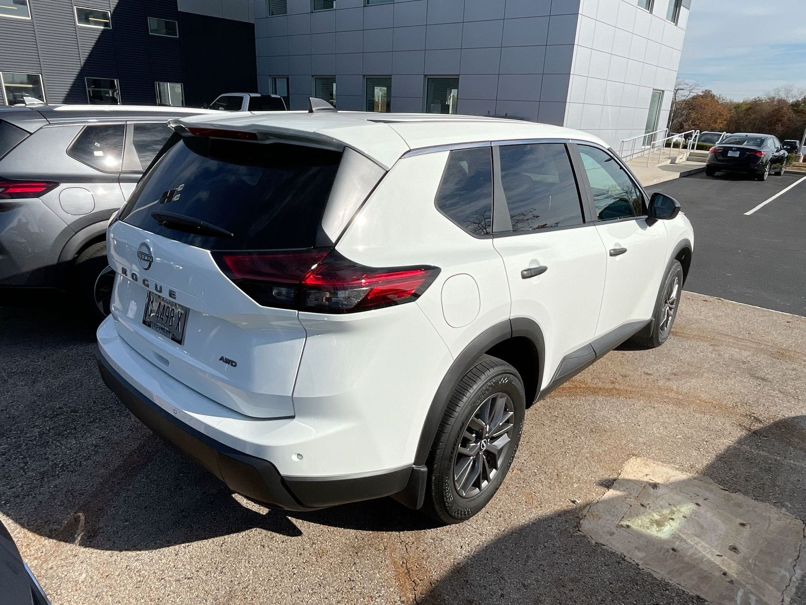 2025 Nissan Rogue S 17