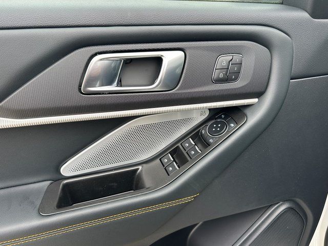 New 2026 Star White Metallic Tri-Coat Ford Tremor image 20