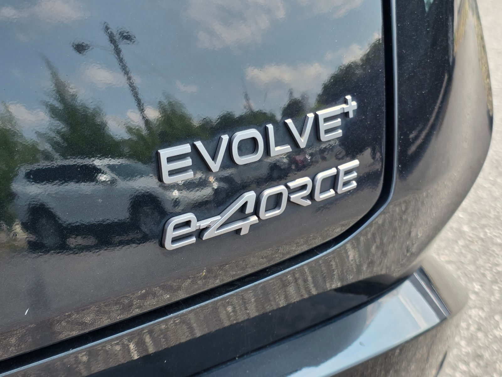 Used 2024  Nissan EVOLVE+ e-4ORCE image 33