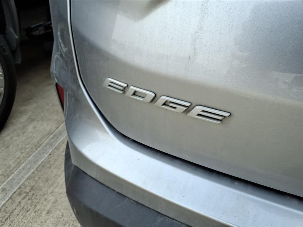 2020 Ford Edge SE Silver at Emmons Autoplex
