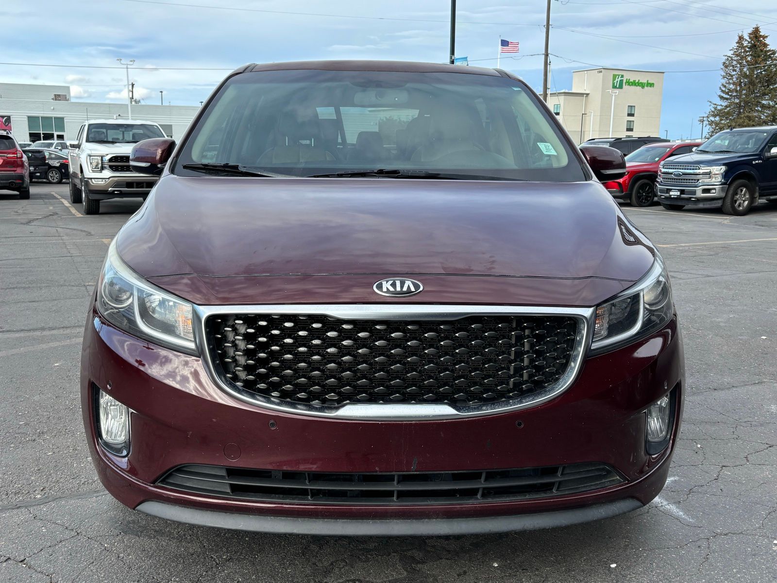 Used 2018 Kia Sedona EX with VIN KNDMC5C13J6383411 for sale in North Logan, UT