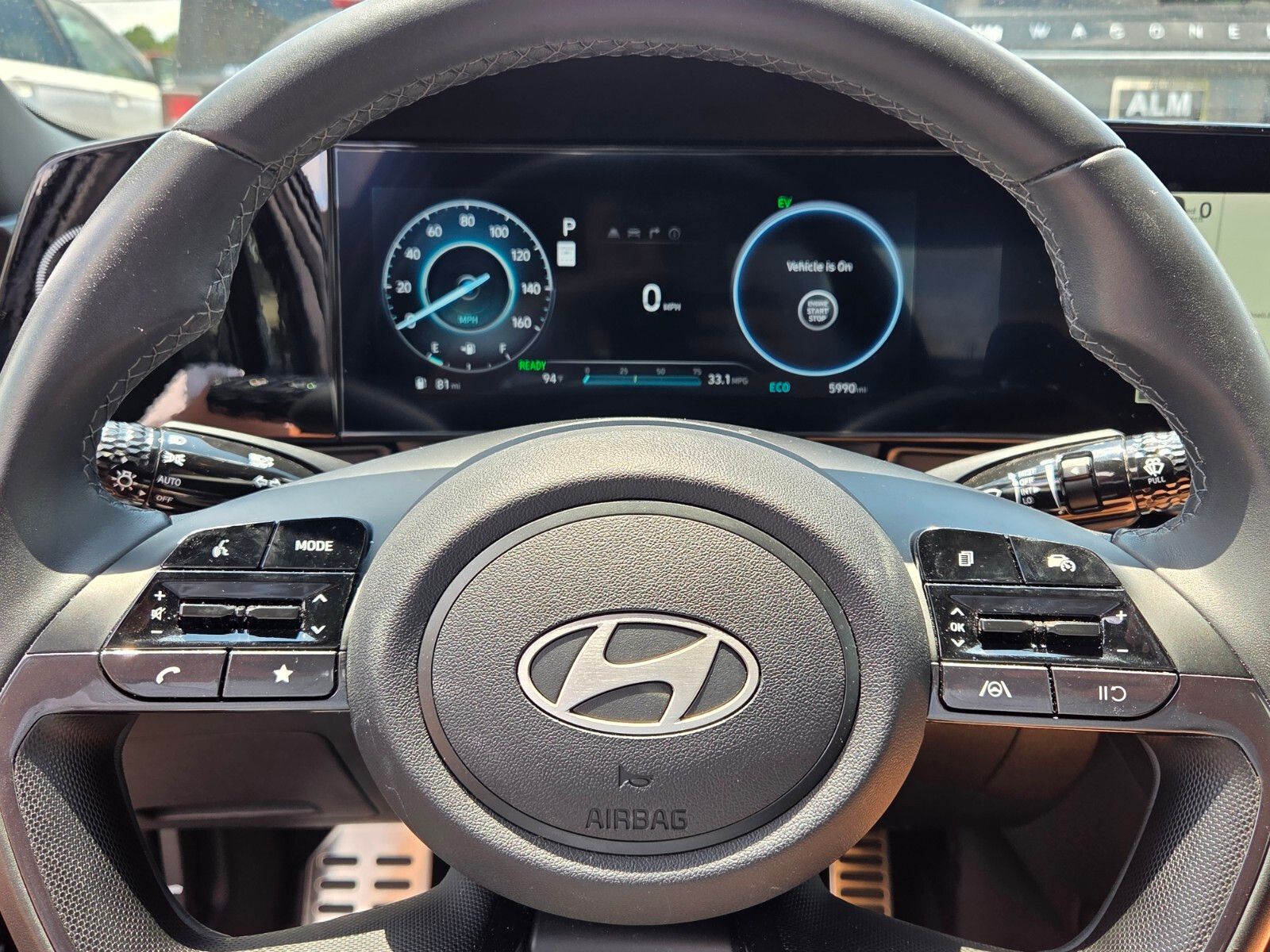 Used 2025 Black Hyundai SEL Sport image 24