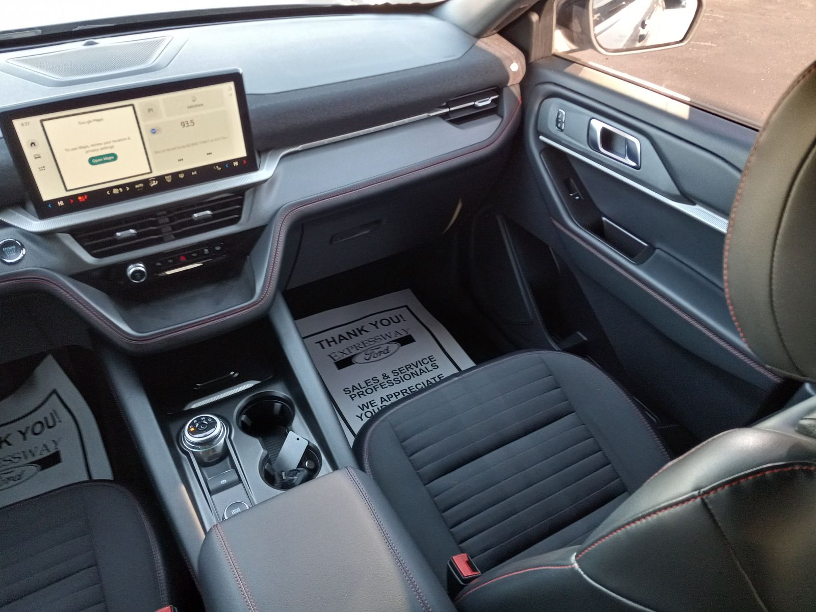 2025 Ford Explorer image 19