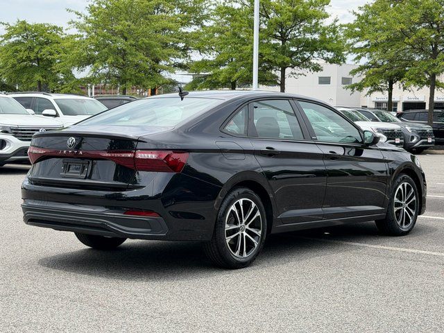 Used 2025 Black Volkswagen 1.5T Sport image 6