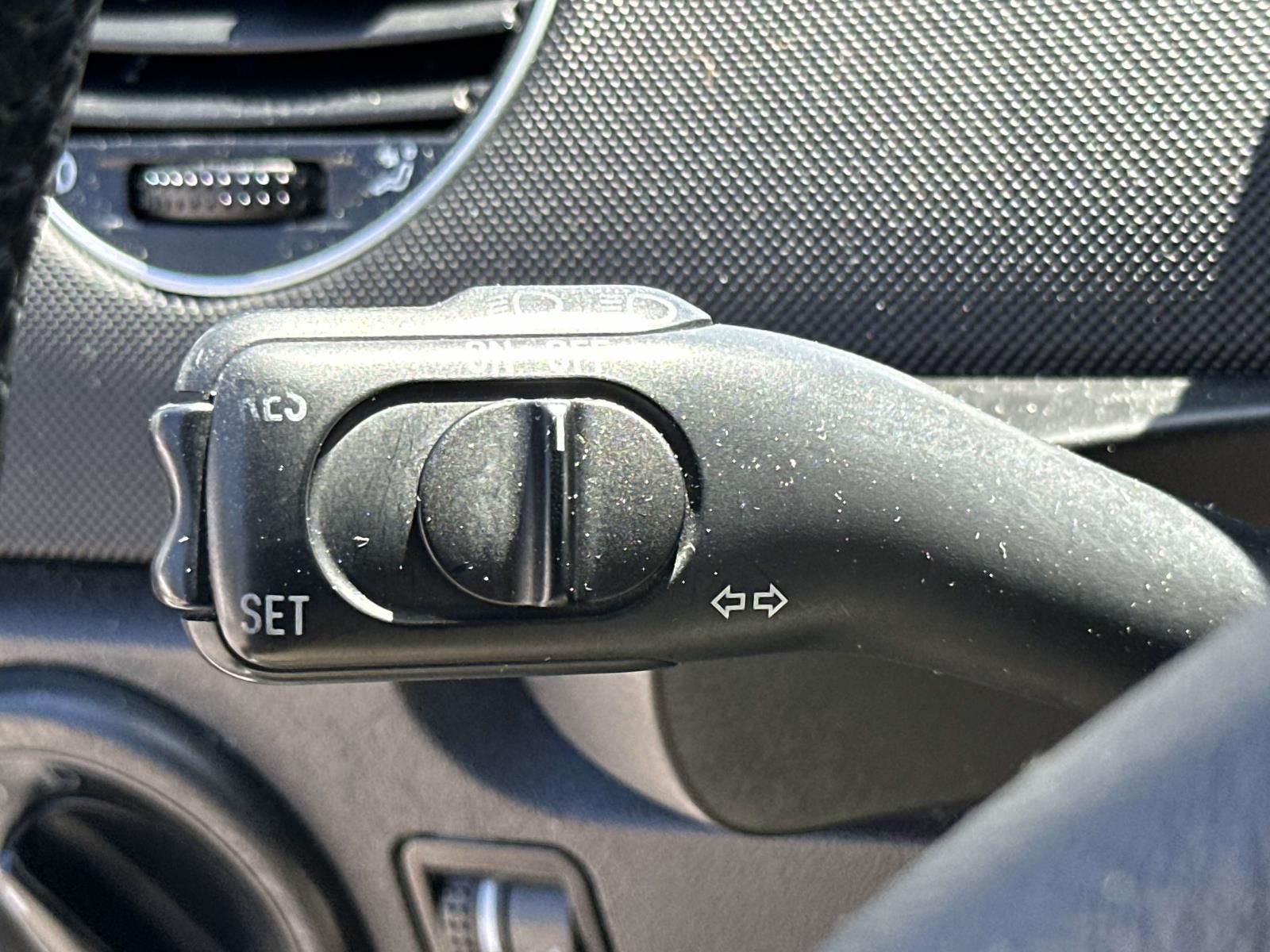 Used 2007 Gray Volkswagen Triple White image 29