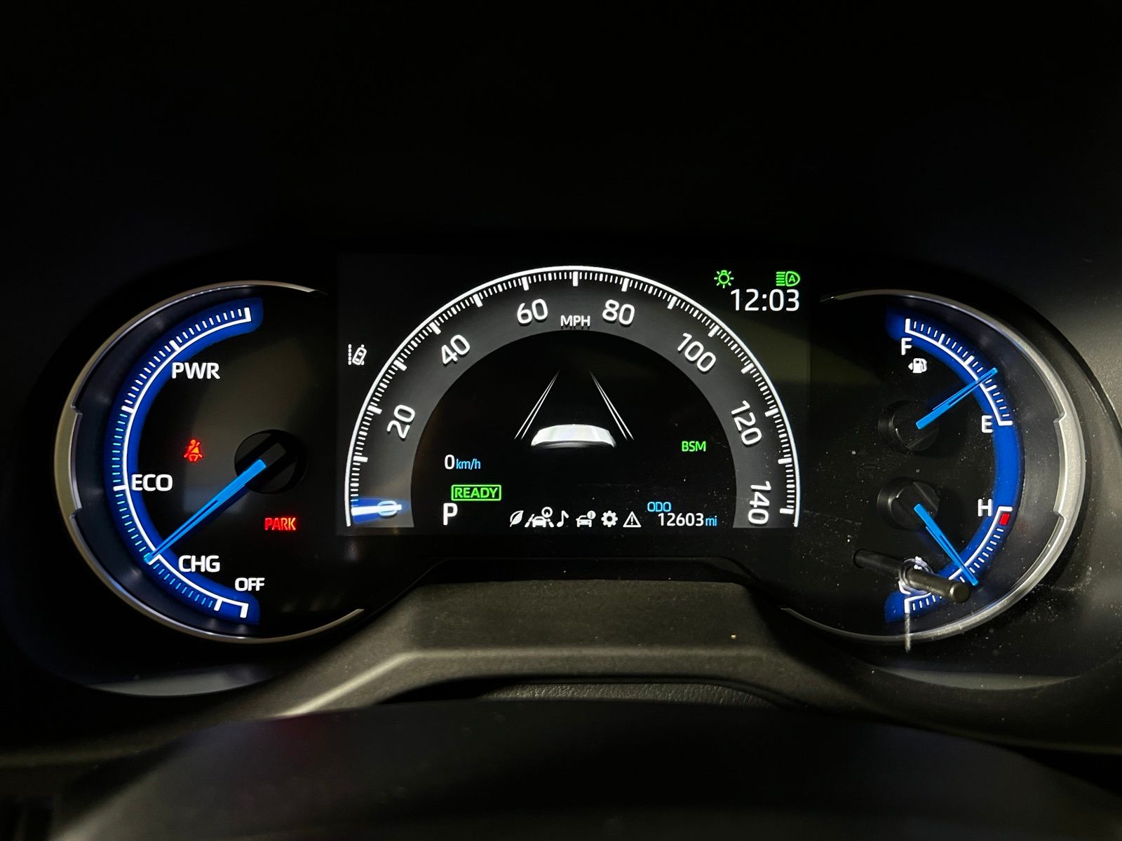 Thumbnail: 2025 Toyota RAV4 - 16