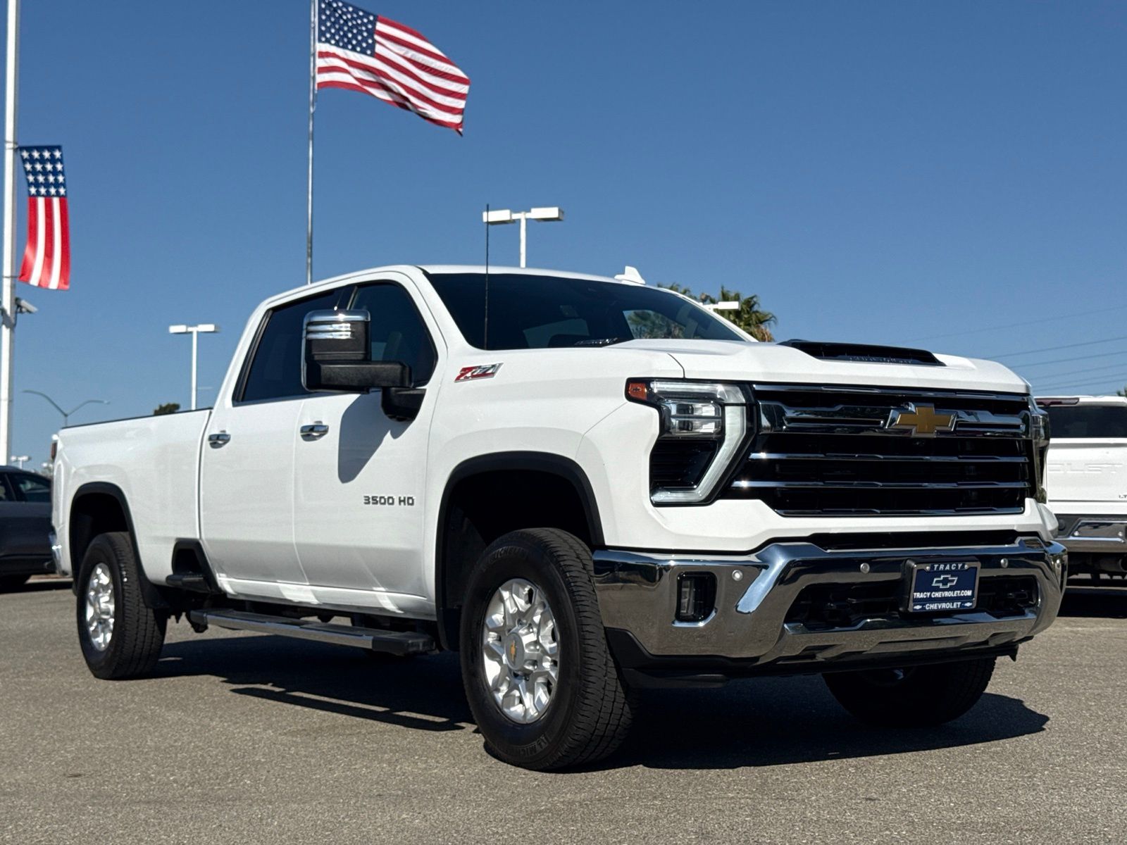 Summit White 2024 Chevrolet Silverado 3500HD Pickup Truck Four-Wheel Drive Automatic