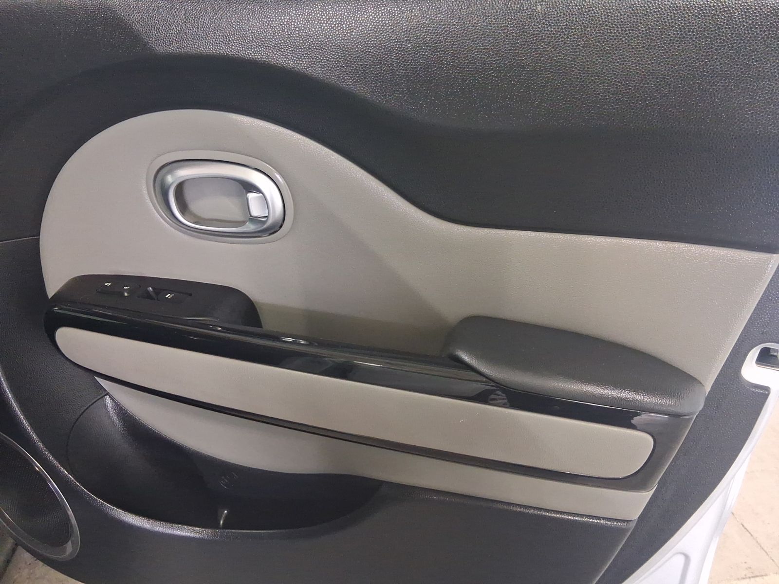 Used Car 2016 Kia Soul  Plus For Sale Under $12,000 In Austin, Texas