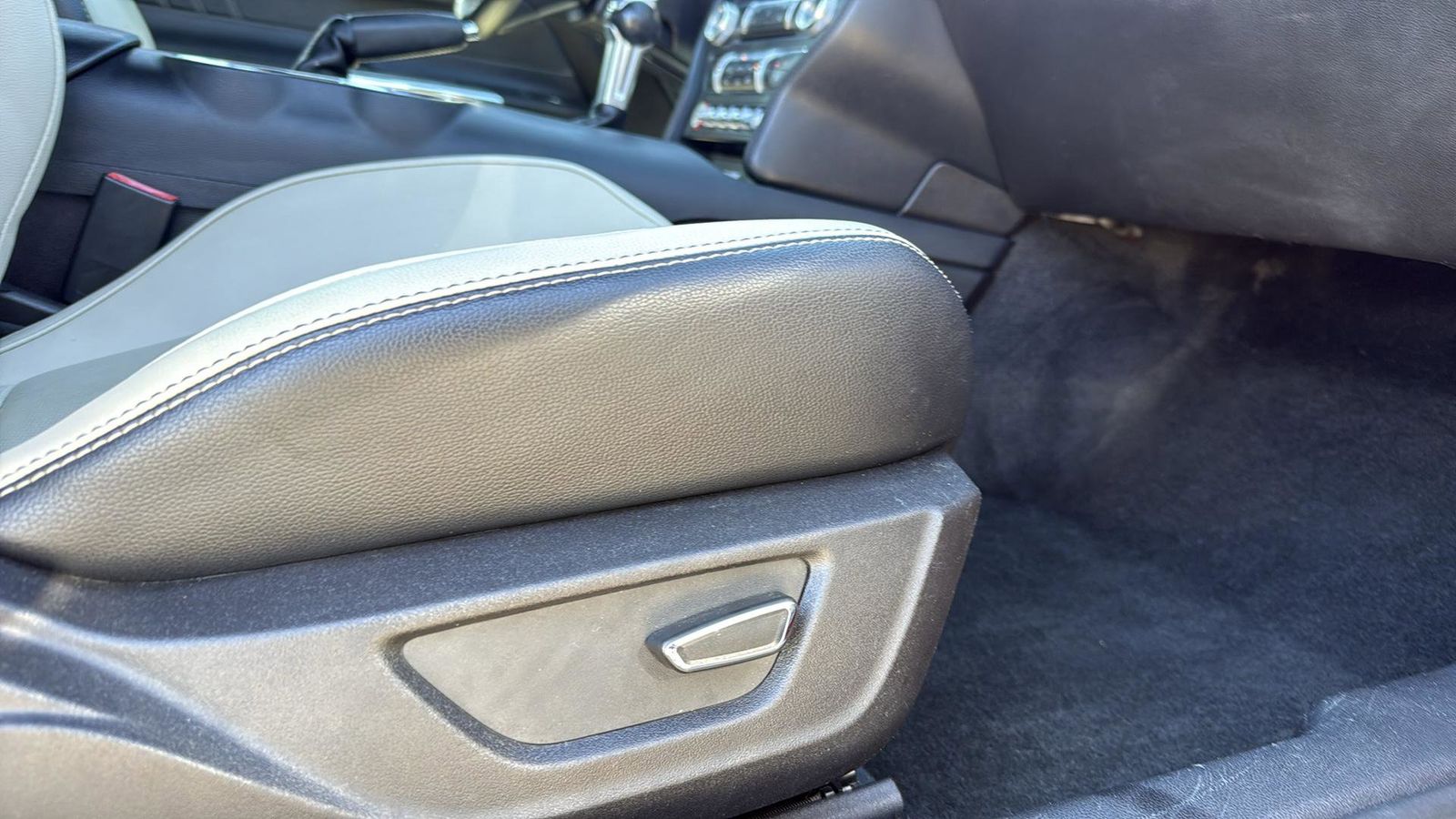 Used Car 2017 Ford Mustang  Ecoboost Premium For Sale Under $25,000 In Austin, Texas