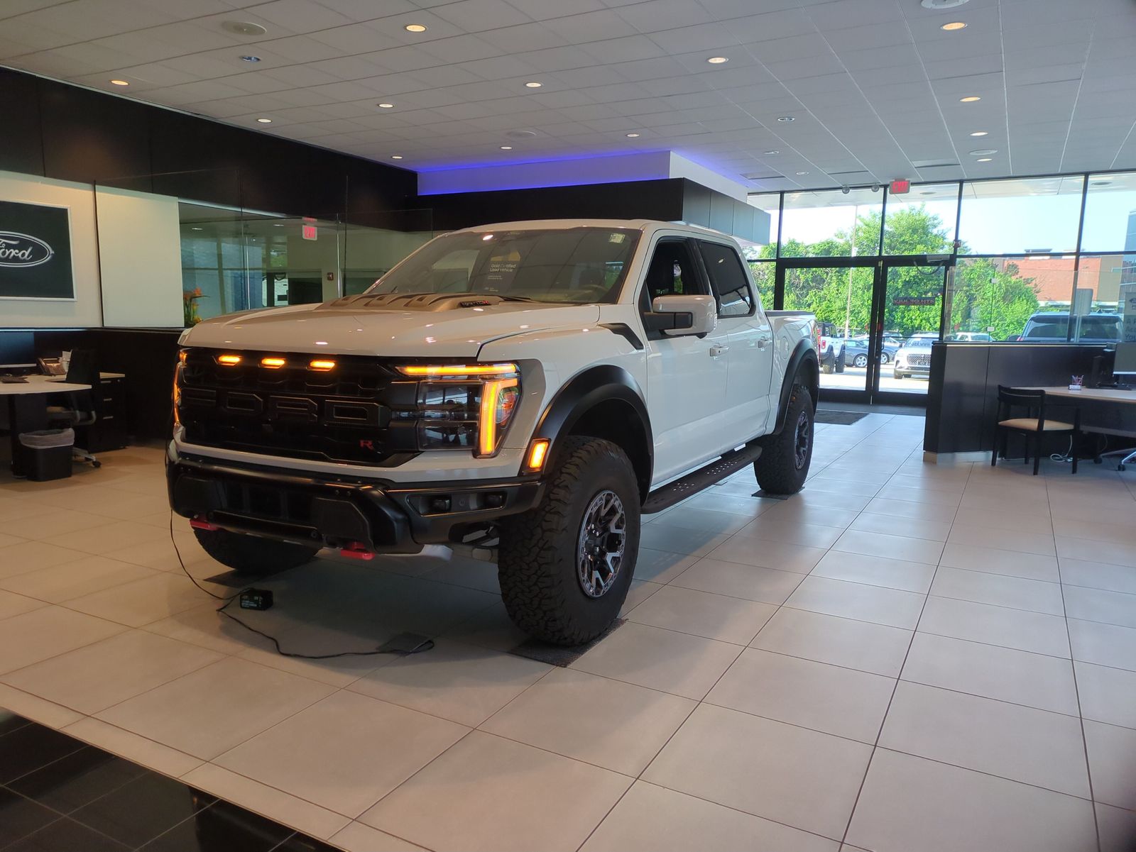 Avalanche 2024 Ford F-150 Pickup Truck Four-Wheel Drive Automatic
