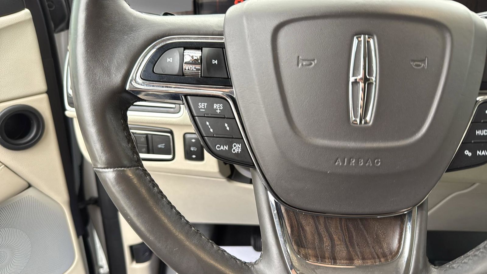 Used Car 2019 Lincoln Navigator L  L Reserve For Sale Under $35,000 In Austin, Texas