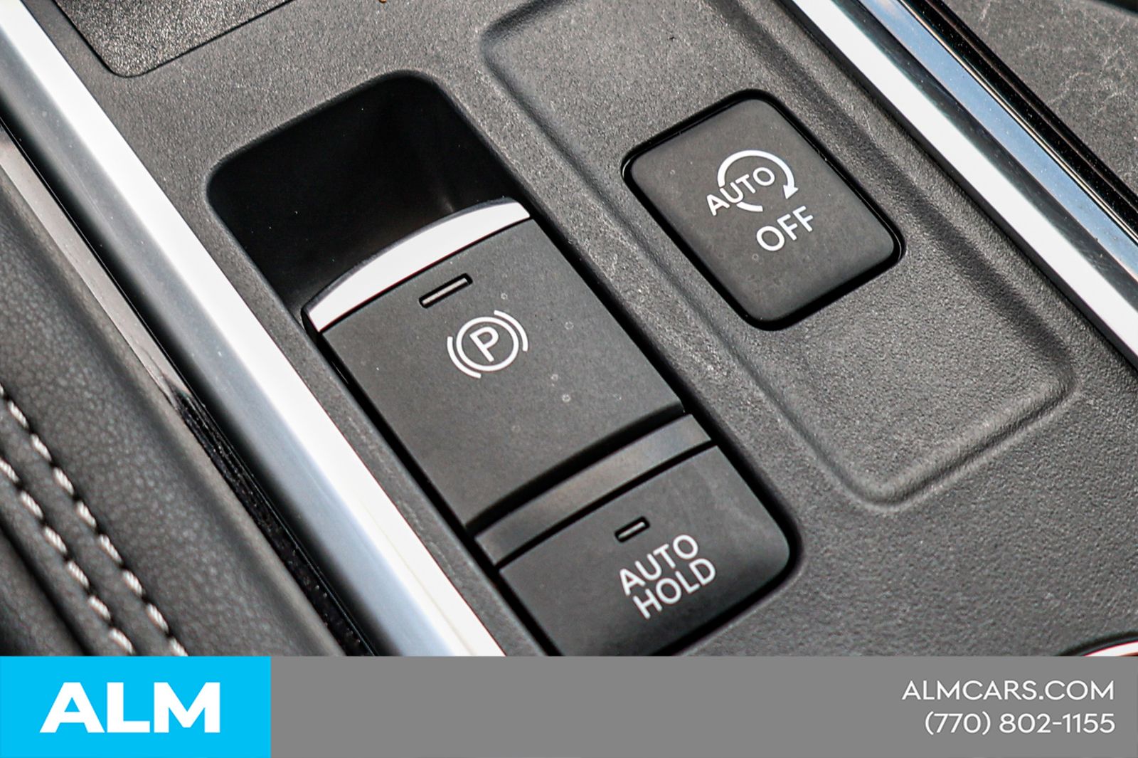 Used 2024 Gray Nissan Platinum image 37
