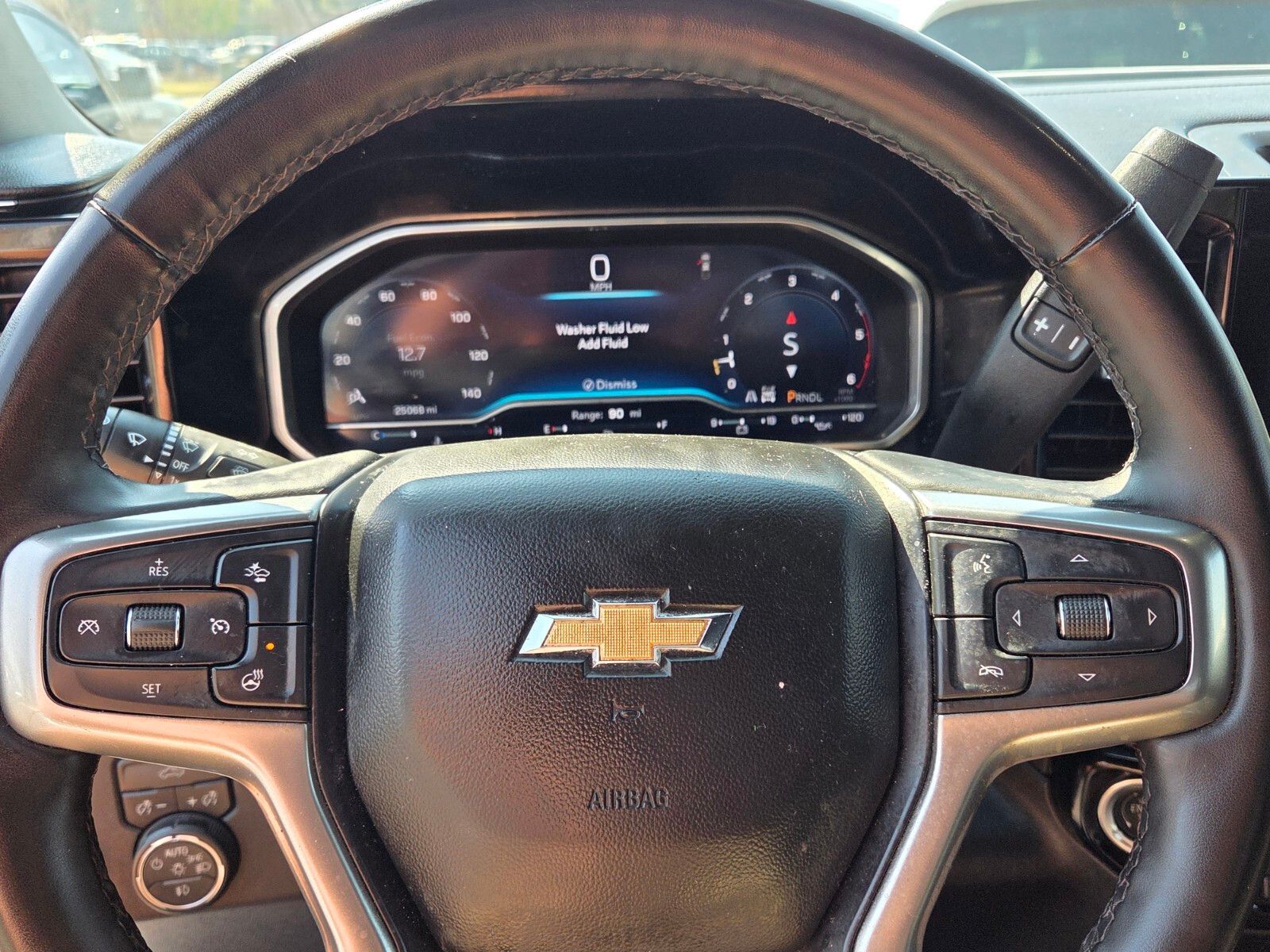 Used 2025 White Chevrolet LT image 26