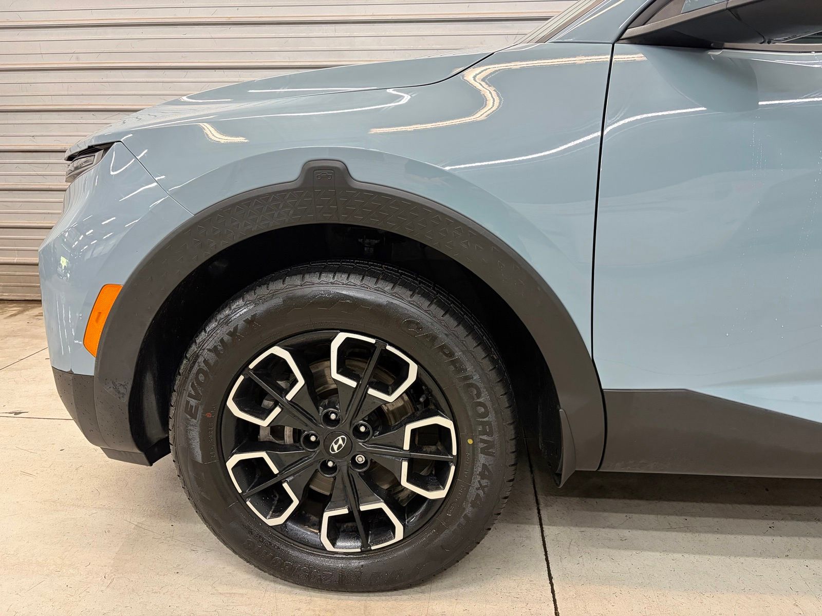 Photo 4 of 2022 Hyundai SANTA CRUZ SEL Premium