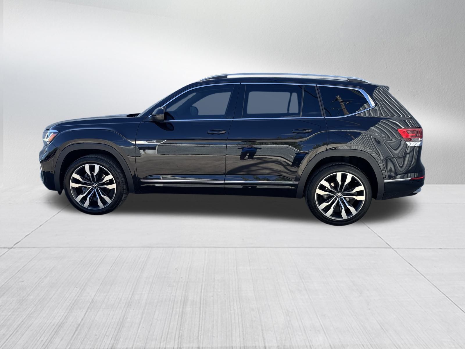 Used Car 2022 Volkswagen Atlas  3.6l V6 Sel Premium R-line For Sale Under $30,000 In Austin, Texas