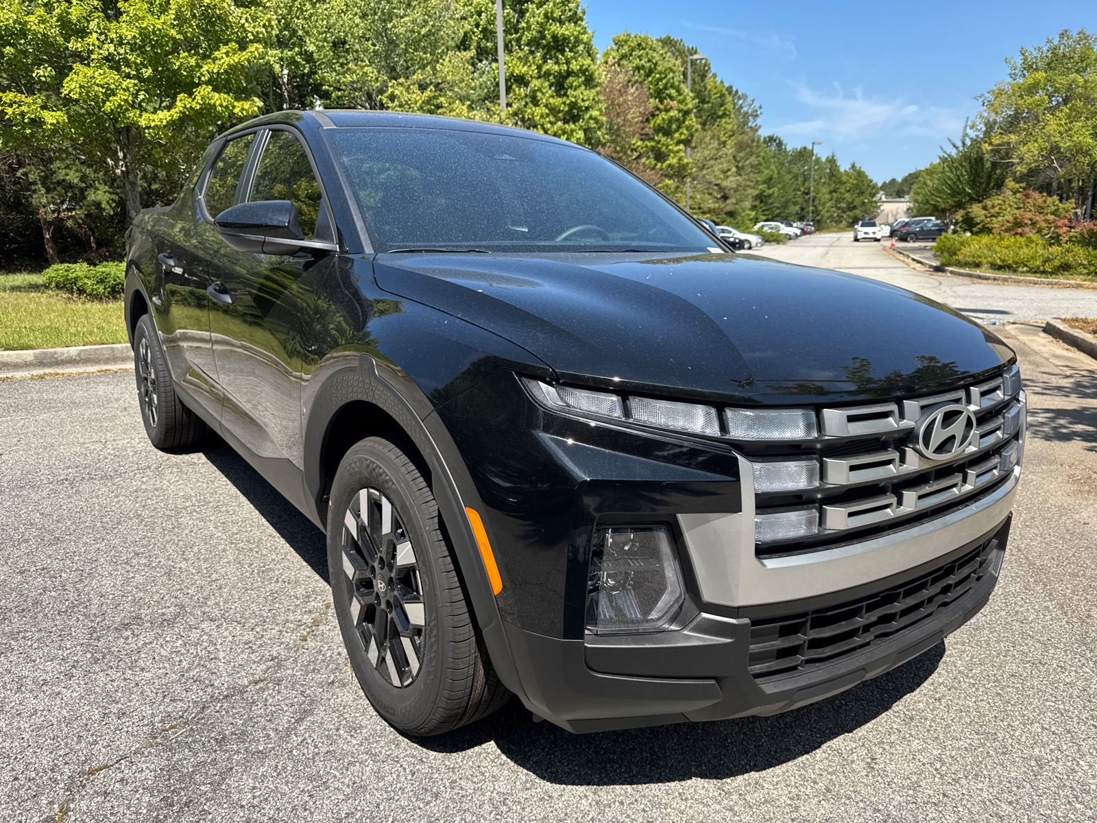 2026 Hyundai Santa Cruz SE photo 3
