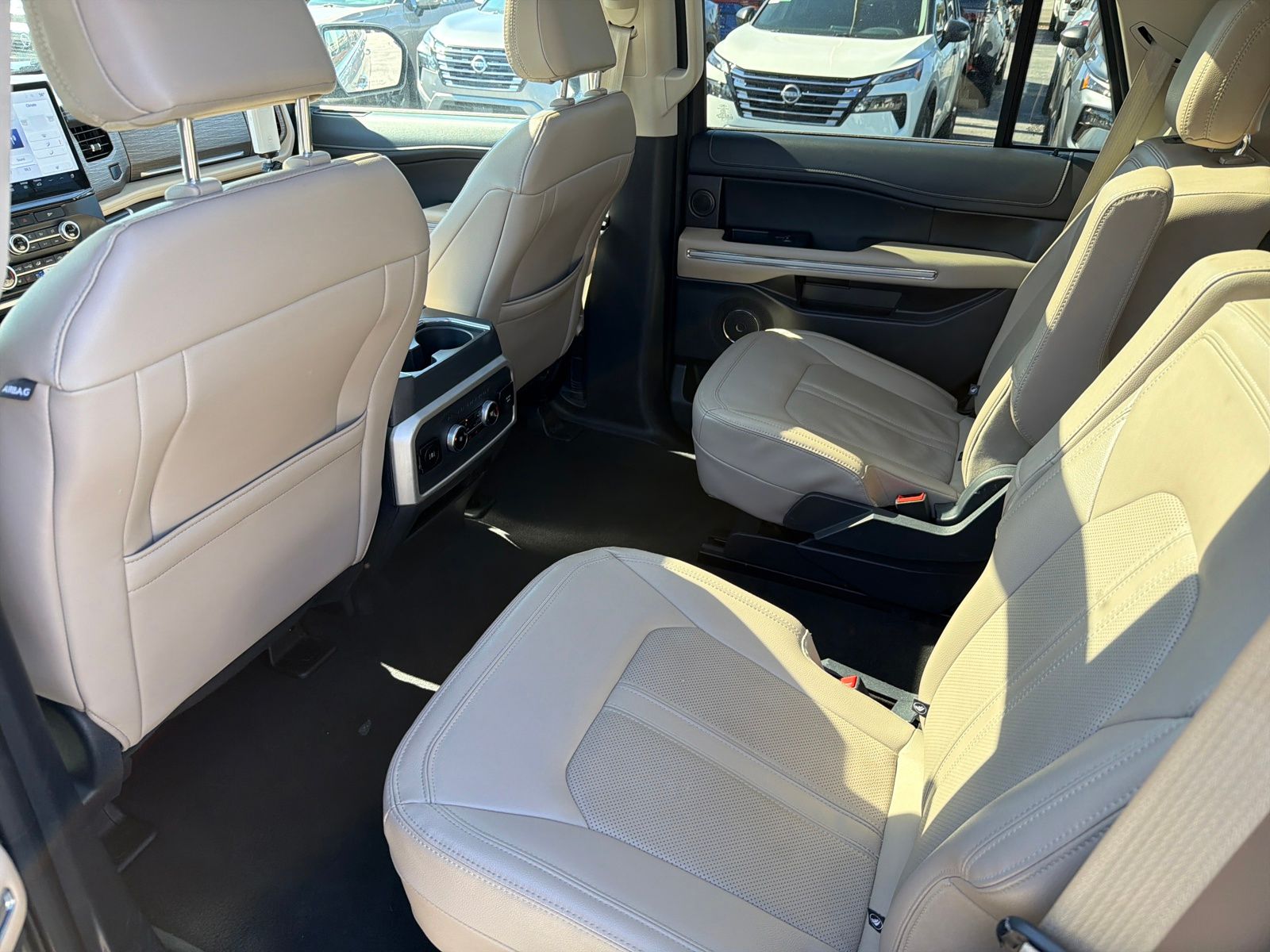 Used 2024 Ford Expedition Limited 4D Sport Utility